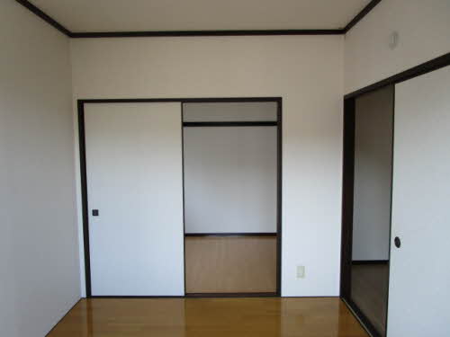 マロンセブンＢ 202号-4