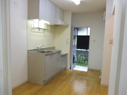 メゾンせきれい 102号-3