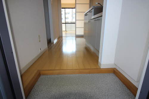 ドルフ・エイトク 201号-8