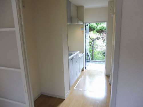 フローラルコート 102号-3