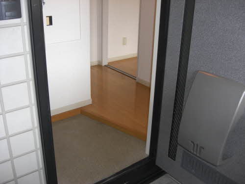 サニーコート参番館 202号-4