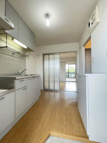 サンヒルズ旭ヶ丘 201号-4