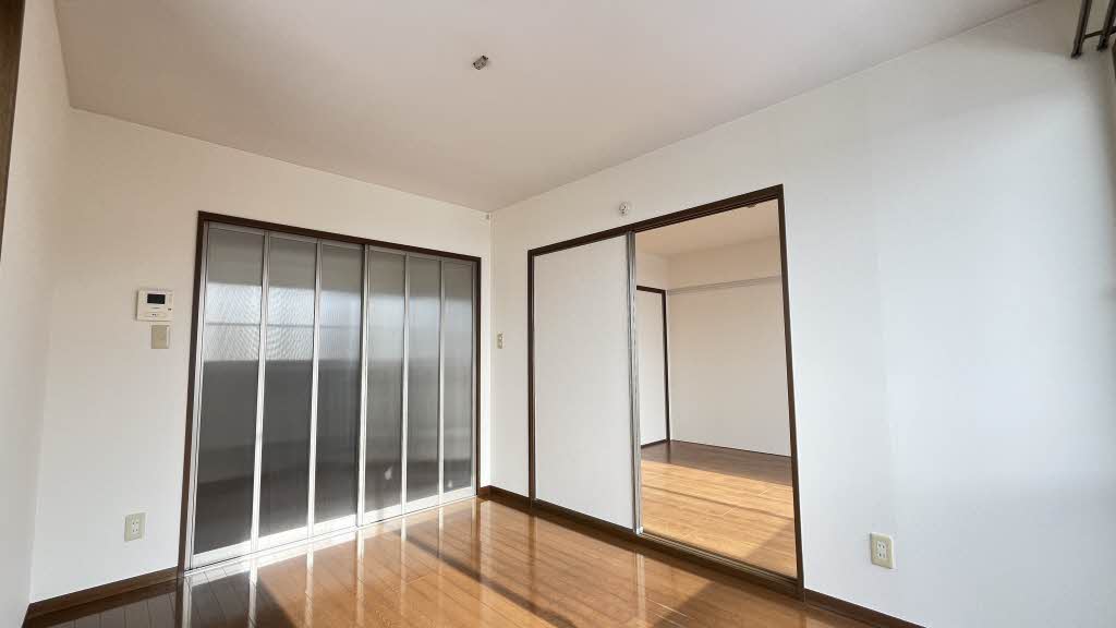 アムールコート 202号-3