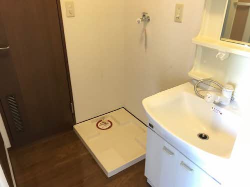 アムールコート 202号-9