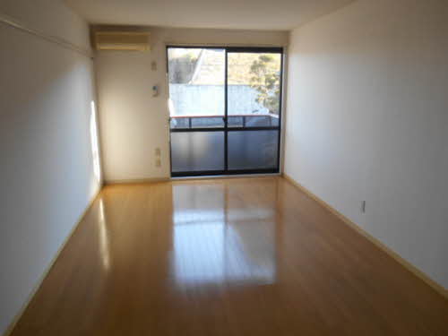 エスポアール・桜ヶ丘 105号-2