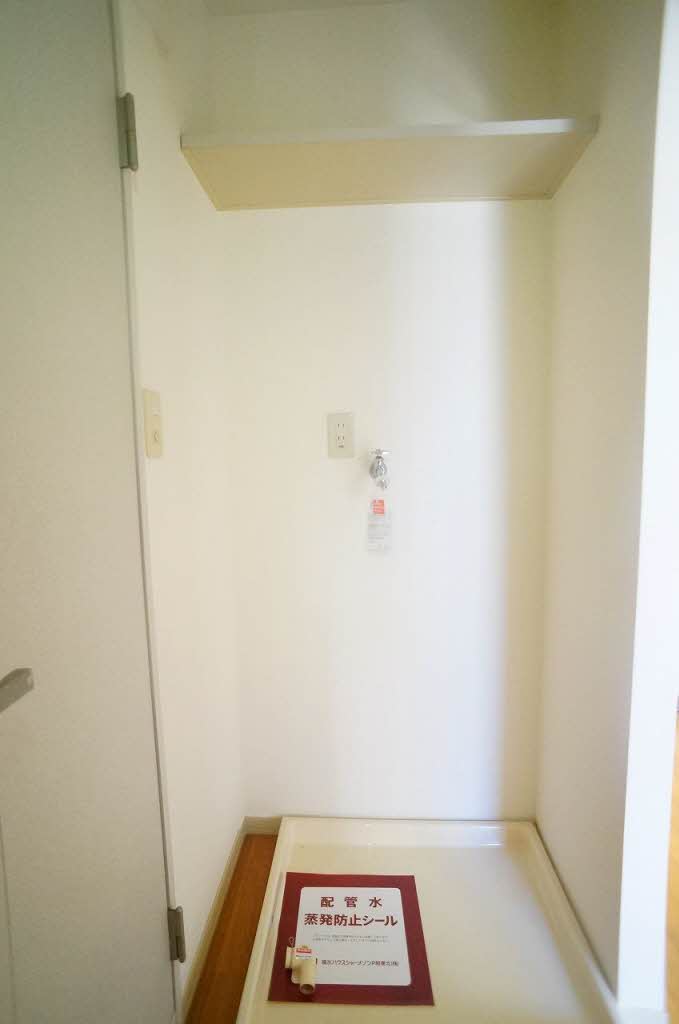 Ｋａｌｍｉａ　Ｐａｌａｃｅ　Ａ 107号-6