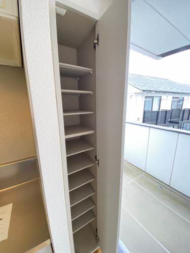 Ｋａｌｍｉａ　Ｐａｌａｃｅ　Ａ 203号-8