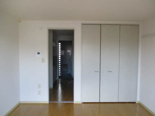 Ｋａｌｍｉａ　Ｐａｌａｃｅ　Ａ 205号-2