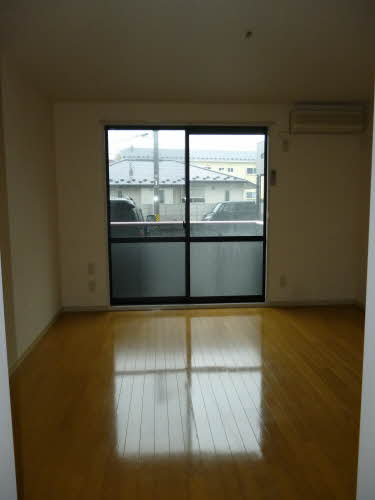 Kalmia Palace B 101号-4