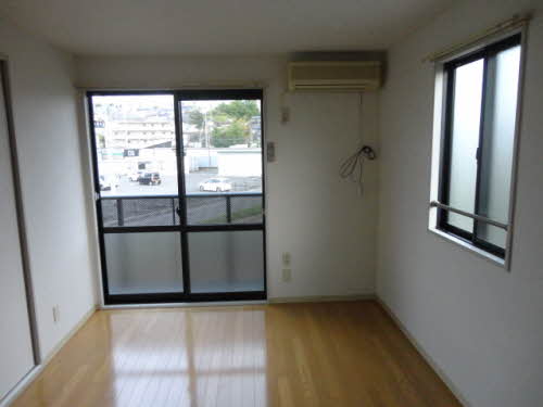 ソレアード・シェソワＣ 202号-7