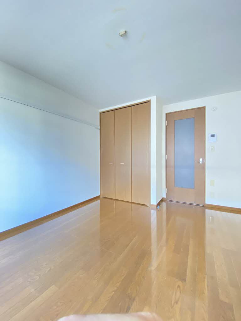 ヴィラ・ルネサンス 202号-3