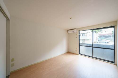 モンテヴェール本町 102号-2