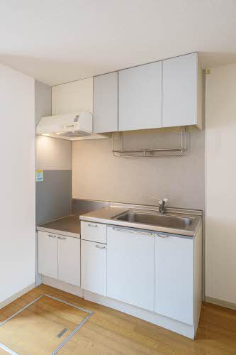 モンテヴェール本町 102号-4