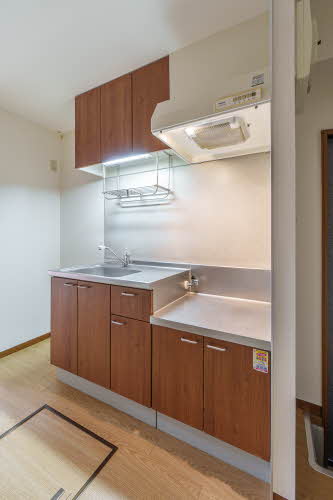 サンフラワー八幡 103号-4