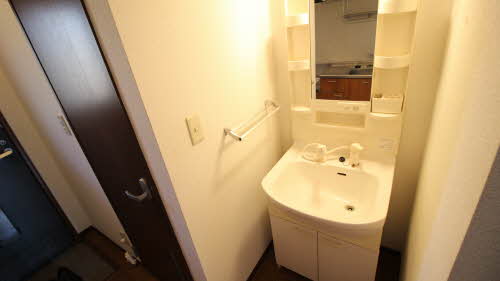 グリーンヒルズ北仙台 201号-4