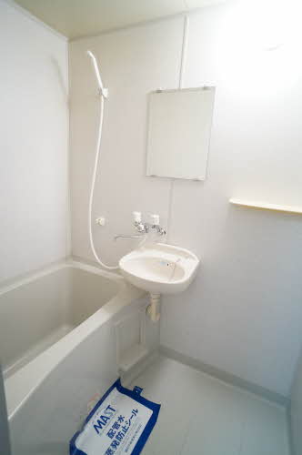 メゾン土樋 102号-6