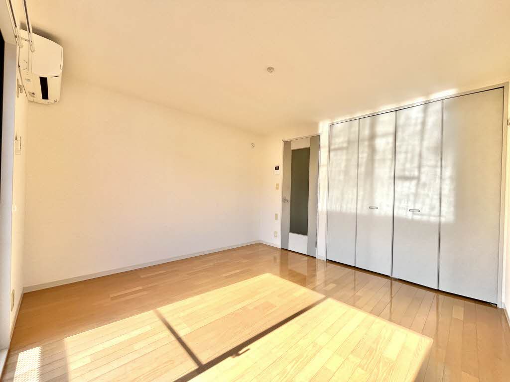 シャーメゾンディアスＢ 201号-3