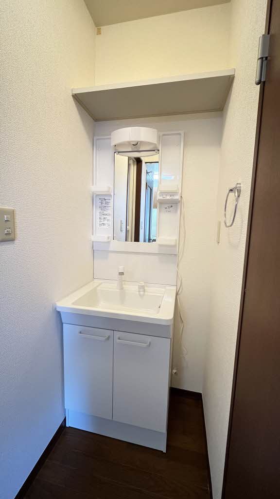 ヴィレッジ中河原 102号-8