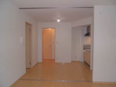 シャーメゾン砂押 202号-3