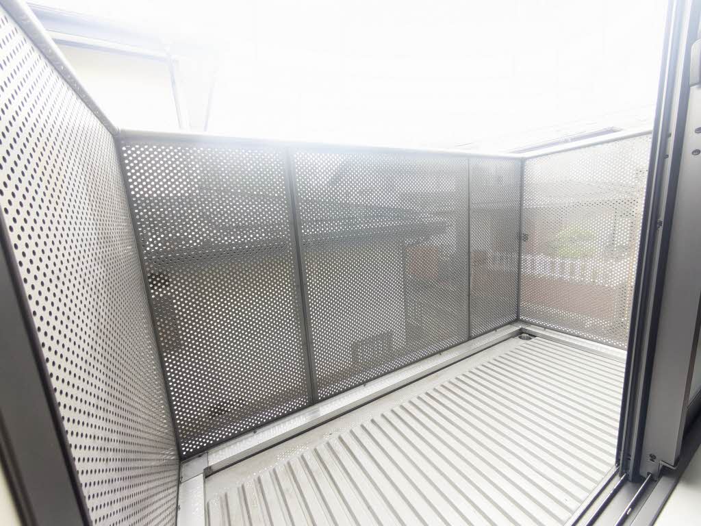 シャーメゾン国見 201号-8