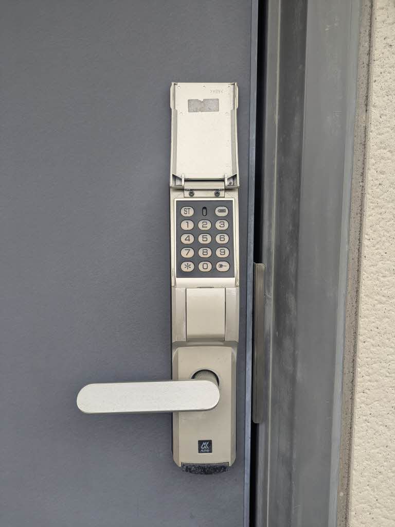 シャーメゾン国見 201号-11