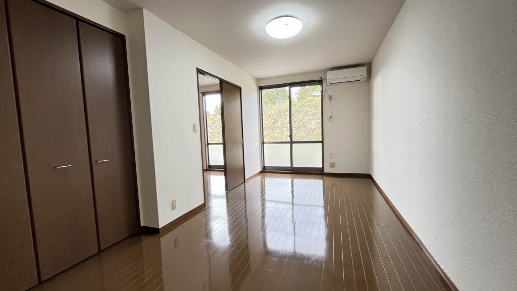 ドエル・タカショーＡ 102号-2