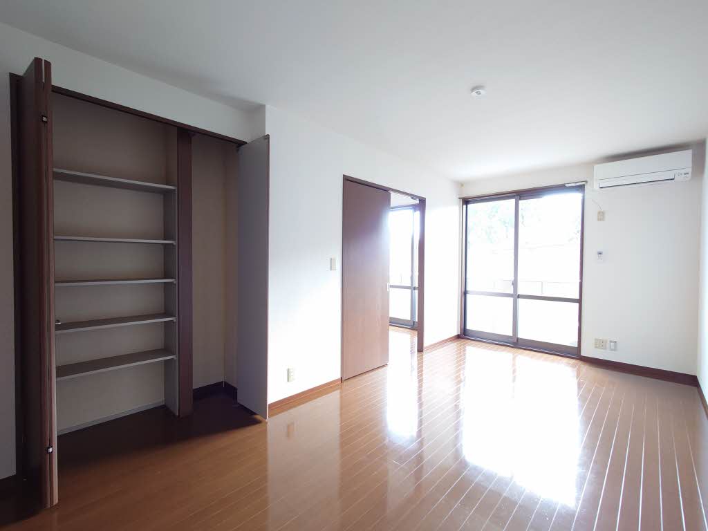 ドエル・タカショーＡ 202号-2