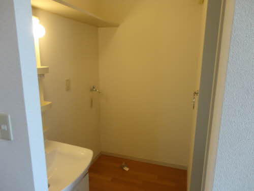 Ｙ’ｓ　Ｇａｒｄｅｎ 203号-7