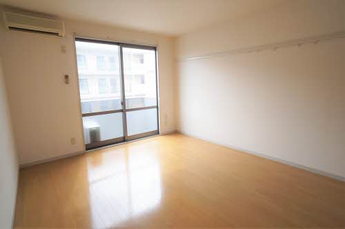 シャーメゾン萩野町 202号-3