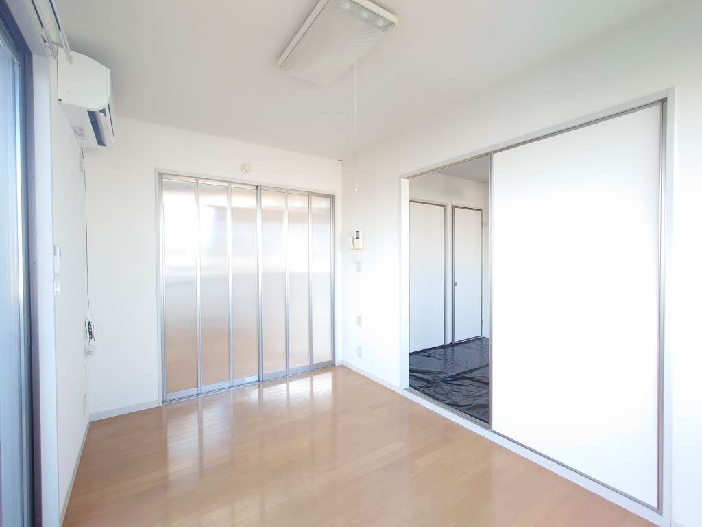 シャーメゾンルーラル 202号-3