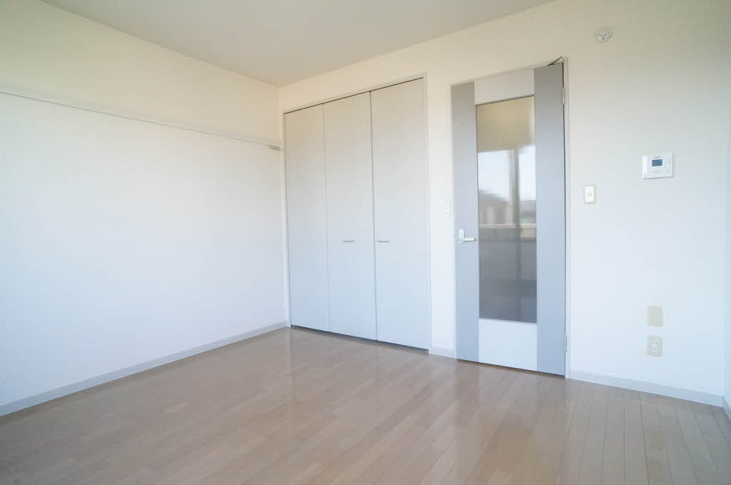 リブシャーメゾン 205号-2