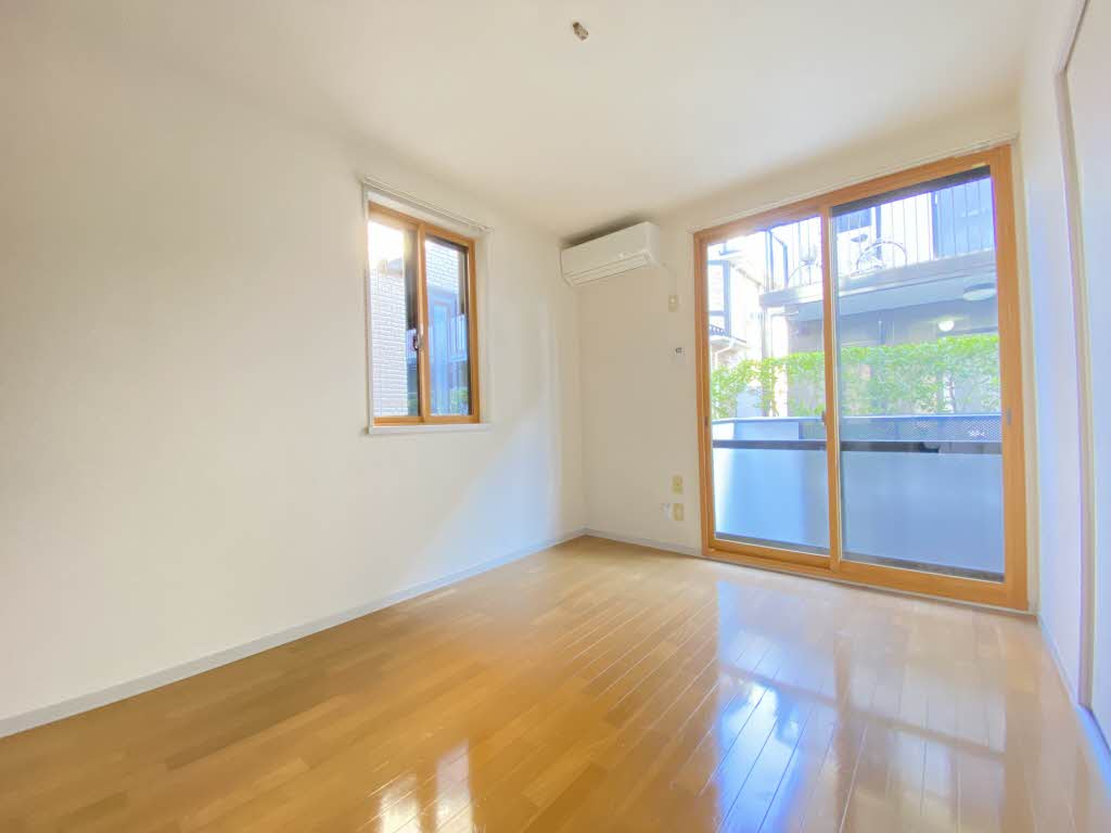 ライフ本町A 102号-2