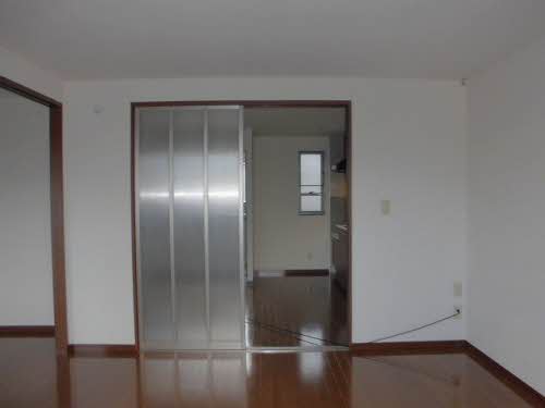 スカイヒルズ 202号-3