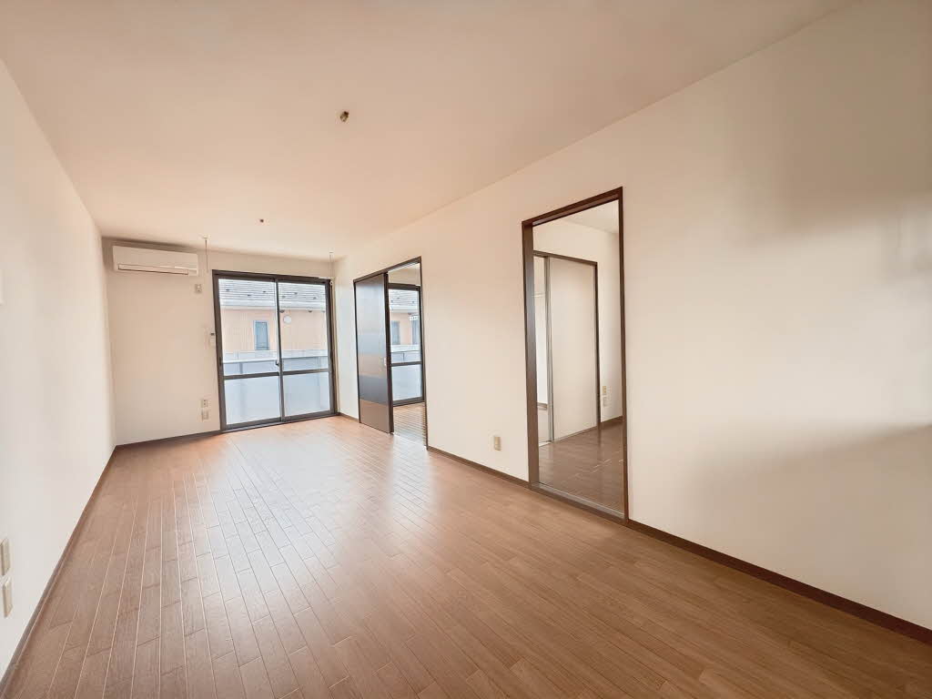 テイスティ壱番館 201号-2