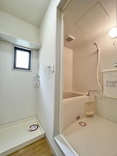 ジュネス国見 101号-8