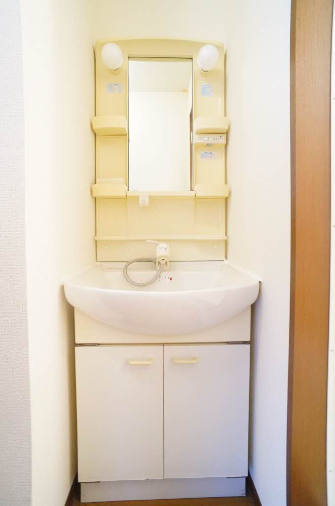 ファミーユ境山Ⅰ 102号-9