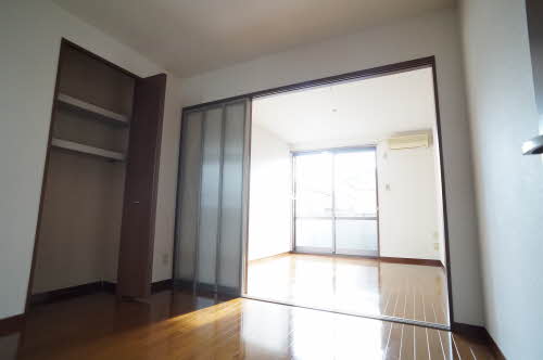 イー・ビーンズ雅 102号-4