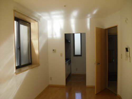 ファミーユサシンⅤ 105号-4