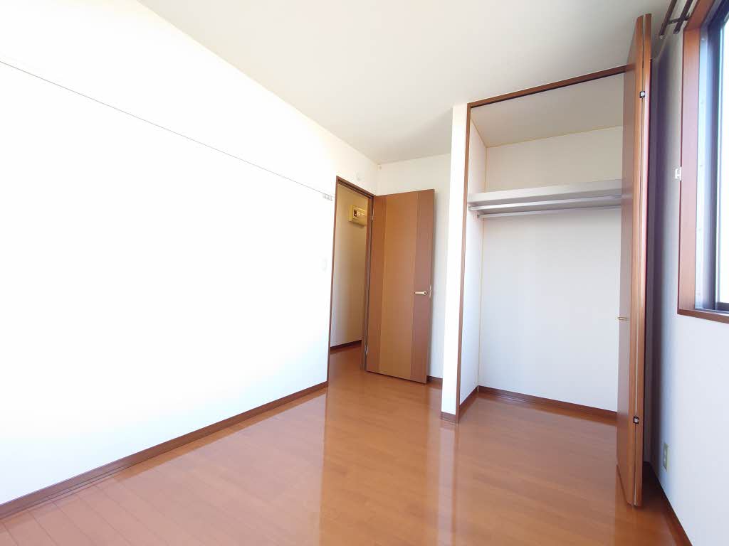 ハウス・パディＦ 102号-7