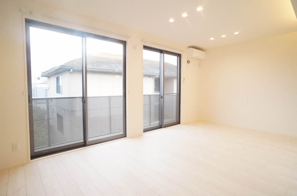 グランシャリオ・成田203-2