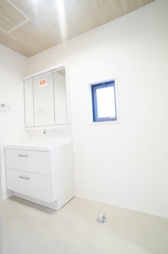 グランシャリオ・成田 203号-7