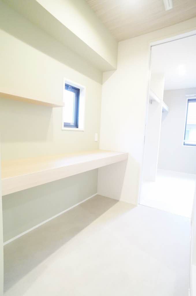 グランシャリオ・成田 203号-8