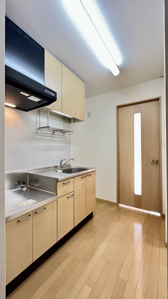 シャーメゾン黒松 202号-5