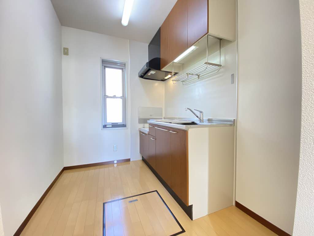 メゾン　フォルテシモ 102号-4