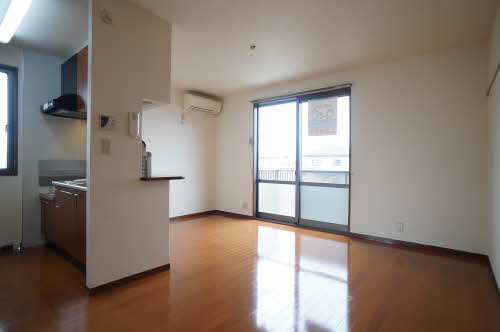 シャーメゾン　ラ・ポール 202号-3