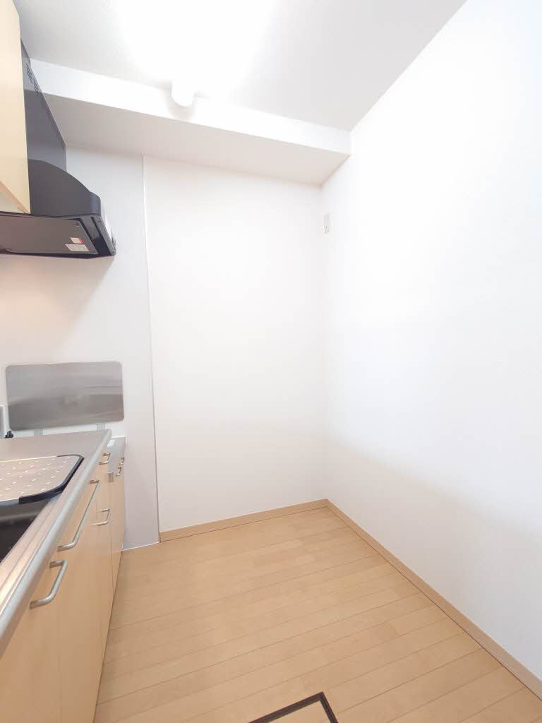 メルベーユ　シャトー　Ⅰ番館 102号-5