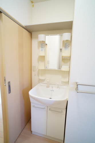 カーサグレース幸 201号-9