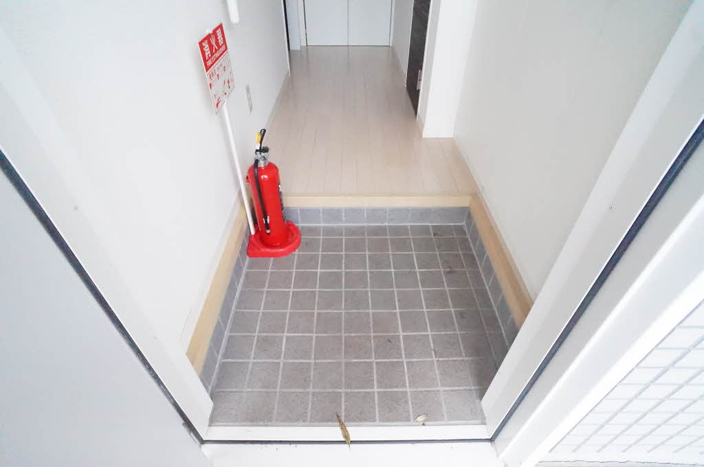 メゾン・カームニスＢ 102号-9