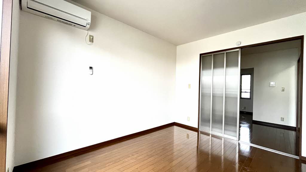 サニーハイツ西原 103号-3