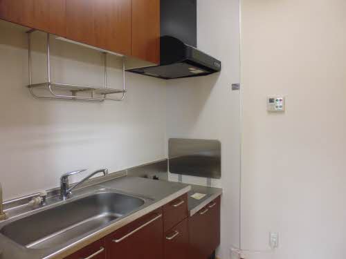 シャーメゾン中里 201号-6